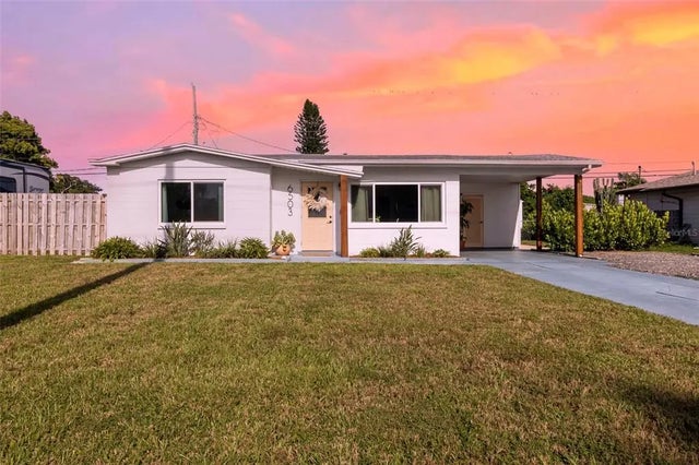 6503 26th Street W, BRADENTON