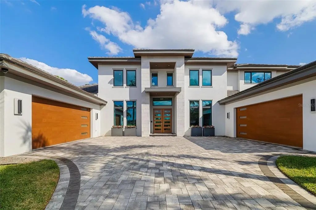 3236 Founders Club Drive, SARASOTA