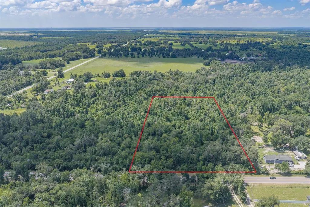 18525 672 Highway, LITHIA
