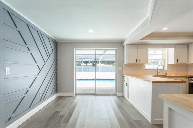 2021 Valley Drive, DUNEDIN