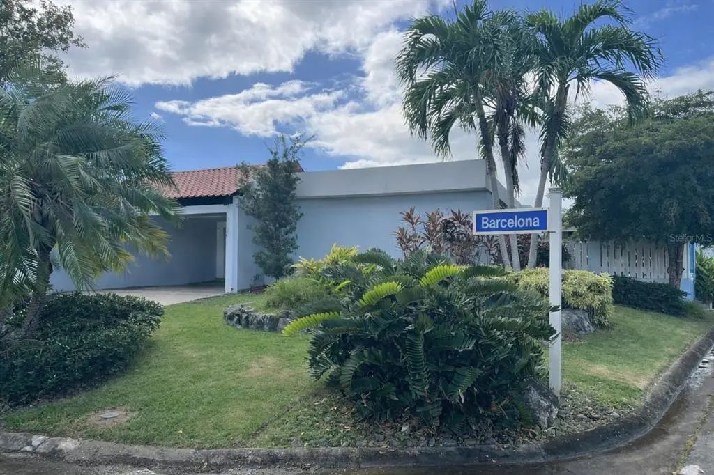 Ae-5 Calle Barcelona, HUMACAO