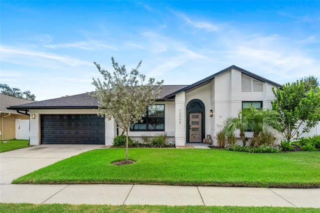 12008 Stone Crossing Circle, TAMPA