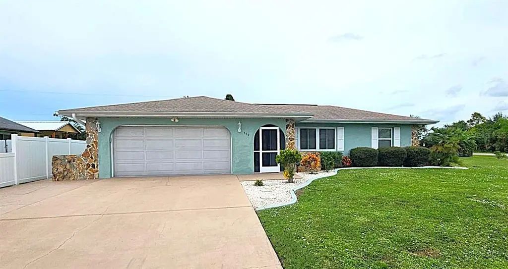 582 Azalea Drive Nw, PORT CHARLOTTE