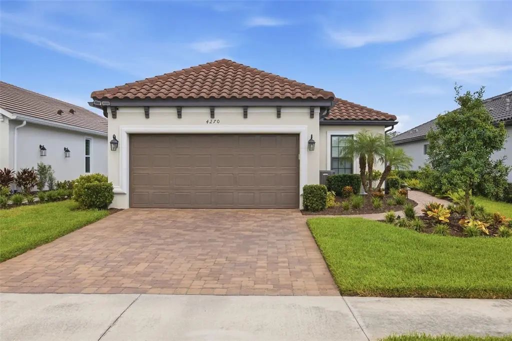 4270 Cairoli Court, WESLEY CHAPEL