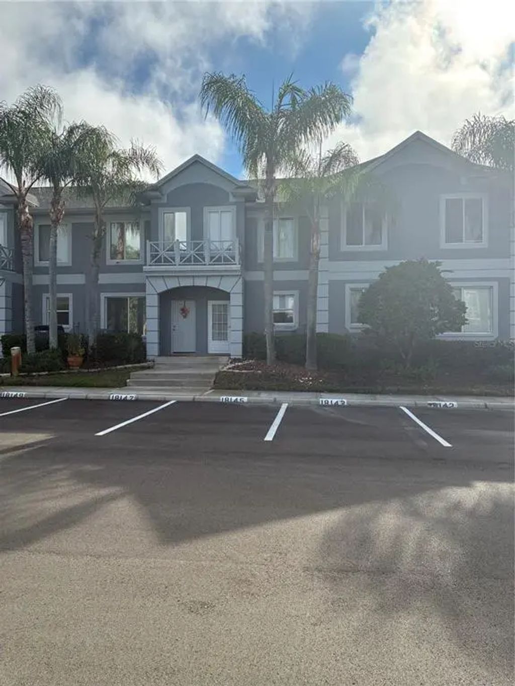 18143 Paradise Point Drive, TAMPA
