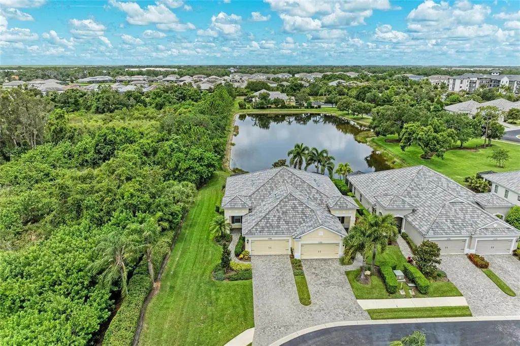 1936 Orange Lake Cove, BRADENTON