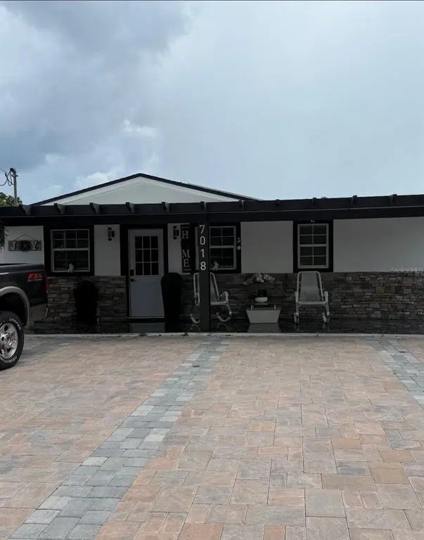 7018 N Hale Avenue, TAMPA