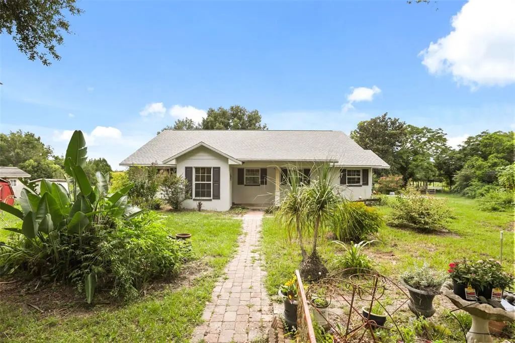 35819 Nova Lane, EUSTIS