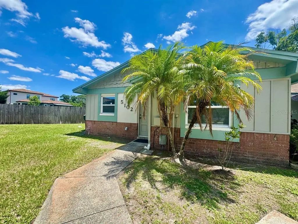 5102 Lawnton Court, TAMPA