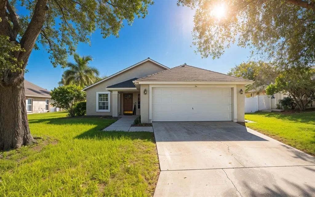 668 Durango Loop Street, DAVENPORT