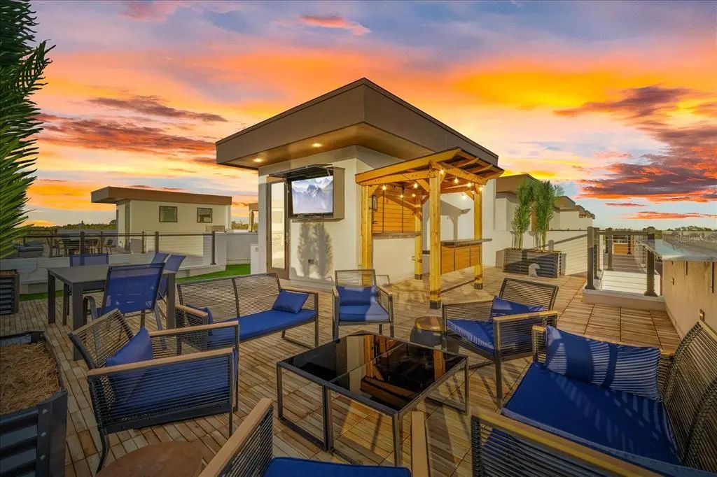 623 Petit Way, LARGO