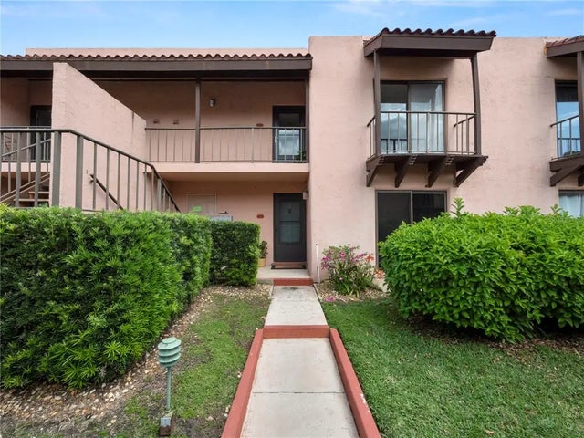 230 La Casa 230, LAKE WALES