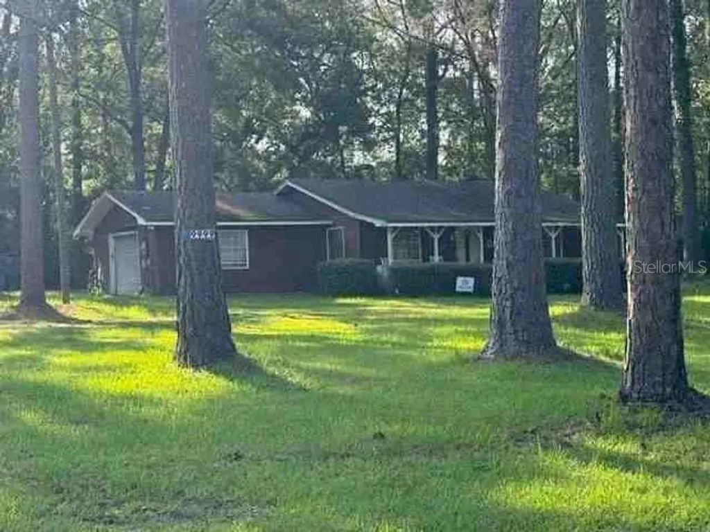 9999 Persimmon Road, MACCLENNY
