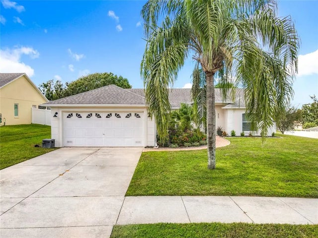 900 Marquee Drive, MINNEOLA