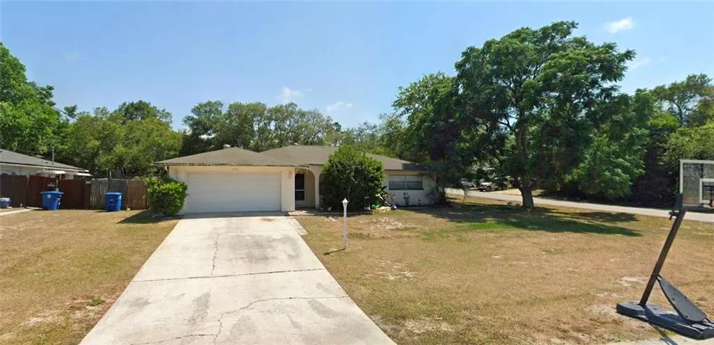 9080 Geneva Street, SPRING HILL