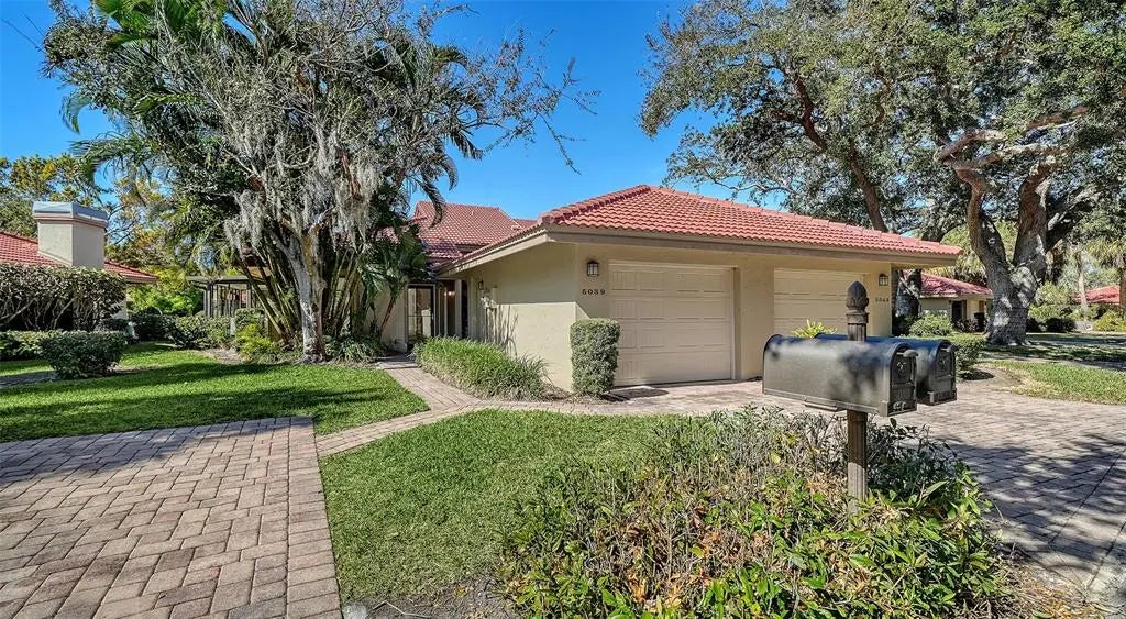 5039 Kestral Park 67, SARASOTA