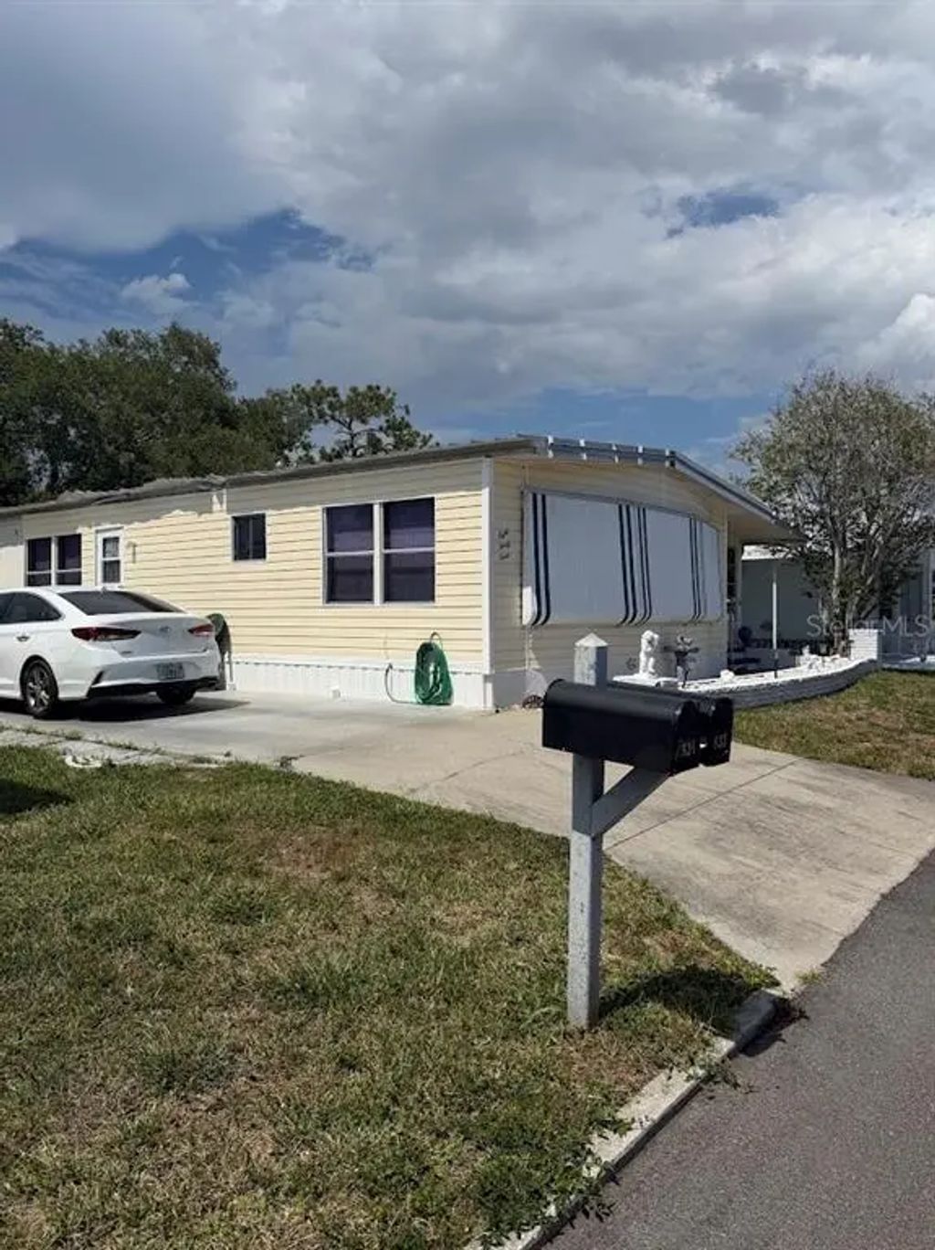 833 Jolanda Circle, VENICE