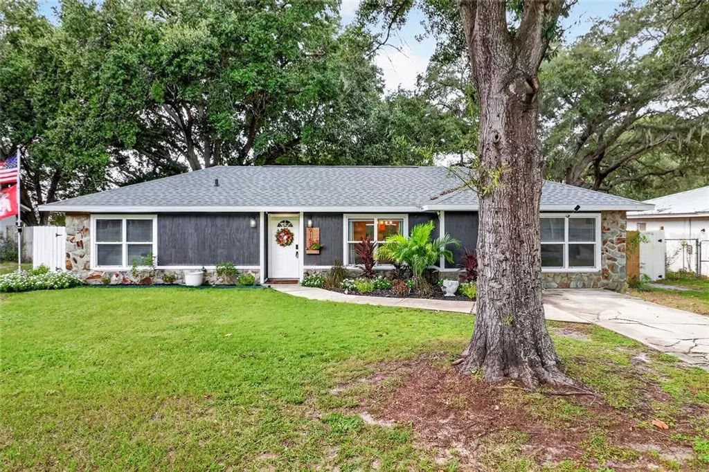 9152 Damascus Avenue, POLK CITY