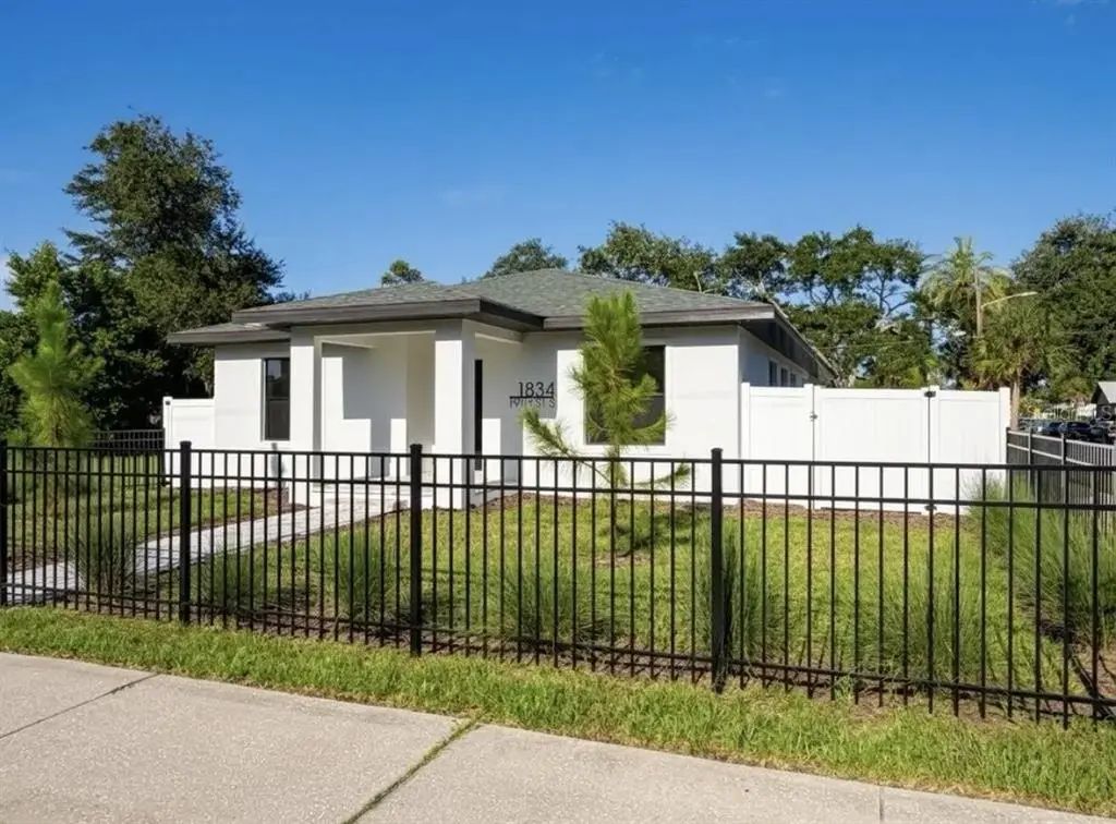 1836 19th Street S, ST. PETERSBURG