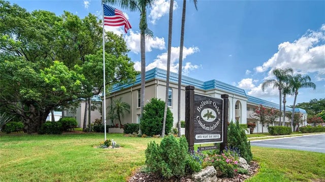 1975 W Bay Drive 301, LARGO