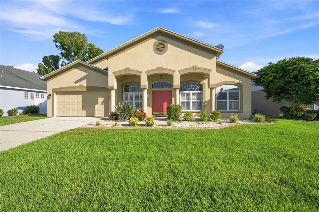 2020 Alafia Oaks Drive, VALRICO