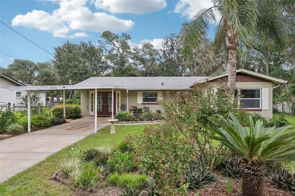 37350 Oak Lane, UMATILLA