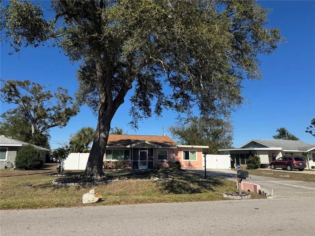 733 Laurel Avenue, VENICE