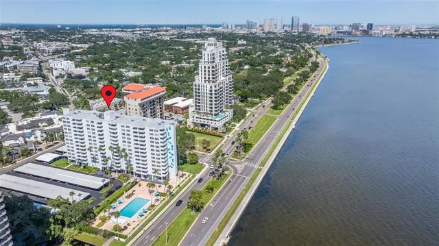 2401 Bayshore Boulevard 803, TAMPA