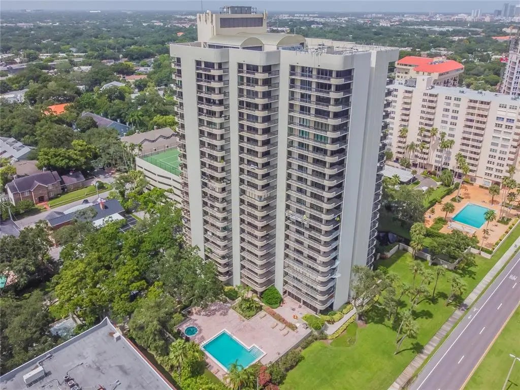 2413 Bayshore Boulevard 2001, TAMPA