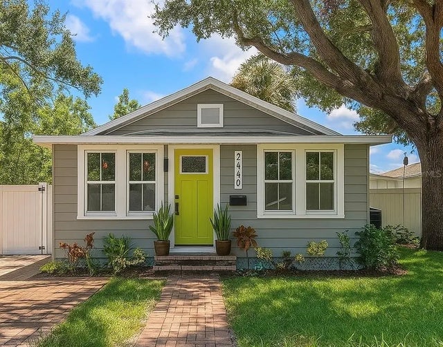 2440 Quincy Street S, ST PETERSBURG