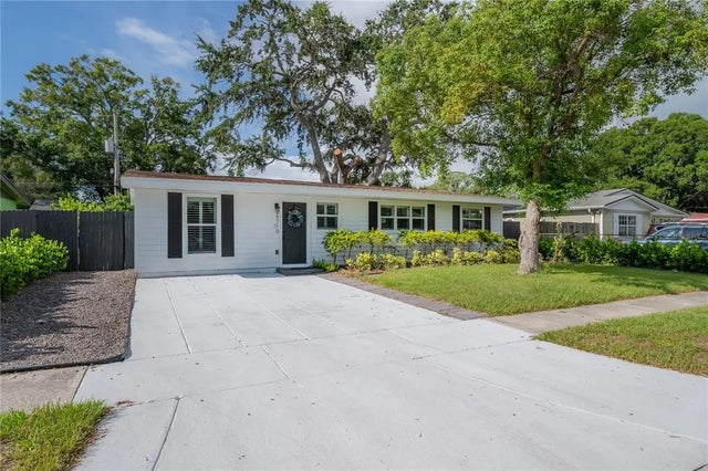 4710 W Wallace Avenue, TAMPA