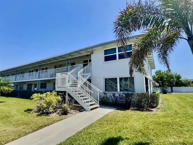 5227 81st Lane N 26, ST PETERSBURG