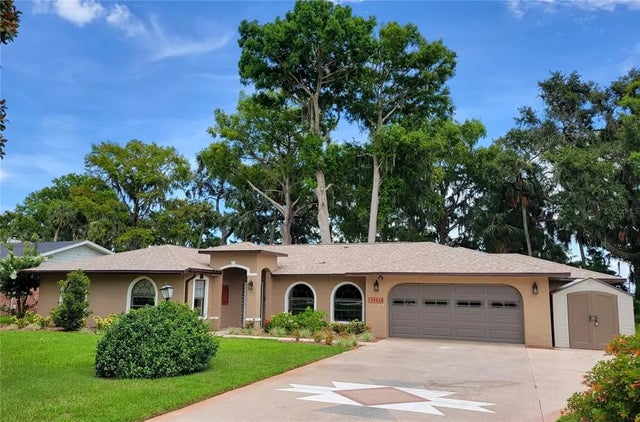 35624 Cypress Court, LEESBURG