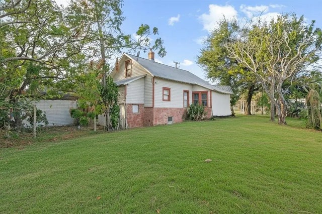 201 W Washington Street, MINNEOLA