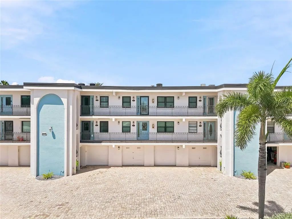 11901 Lagoon Lane 202, TREASURE ISLAND