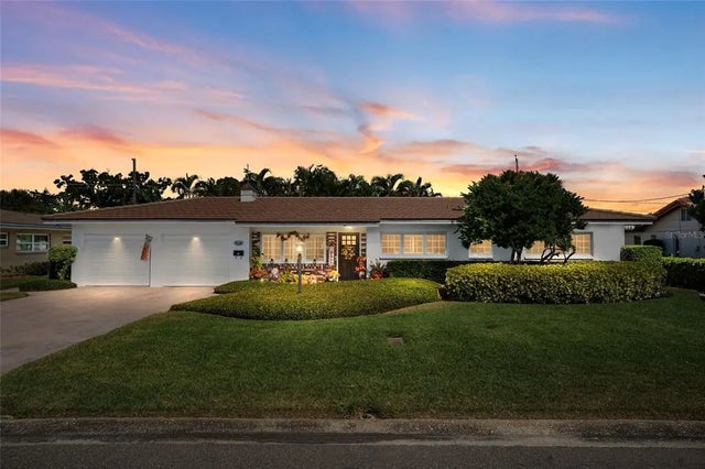 6649 10th Avenue N, ST PETERSBURG