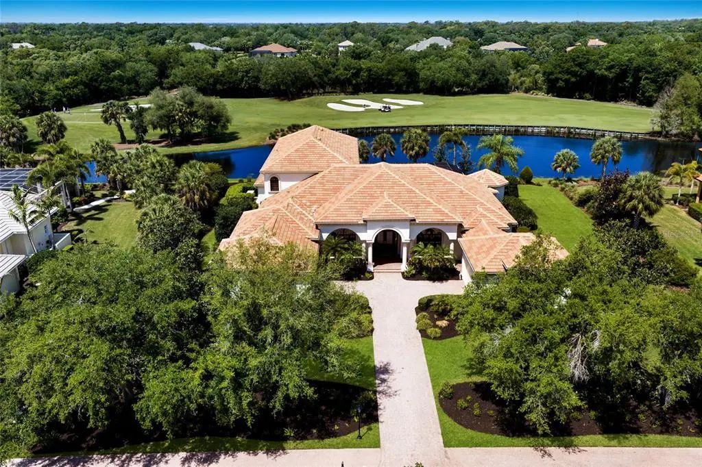 3809 Founders Club Drive, SARASOTA