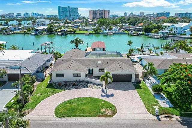 74 Windward Island, CLEARWATER BEACH