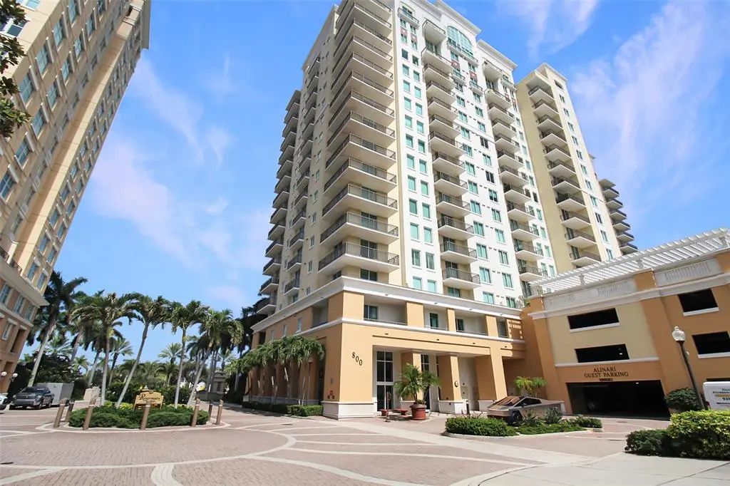800 N Tamiami Trail 806, SARASOTA