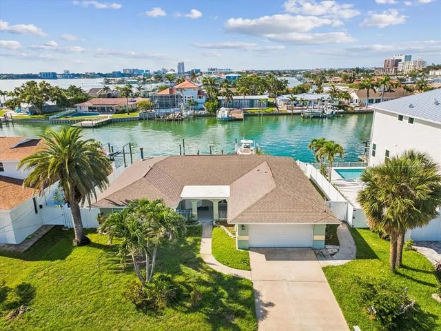 441 Palm Island Ne, CLEARWATER