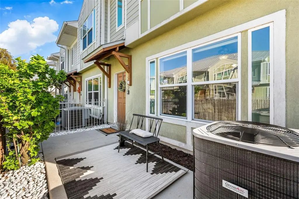 1282 Calusa Circle, CLEARWATER
