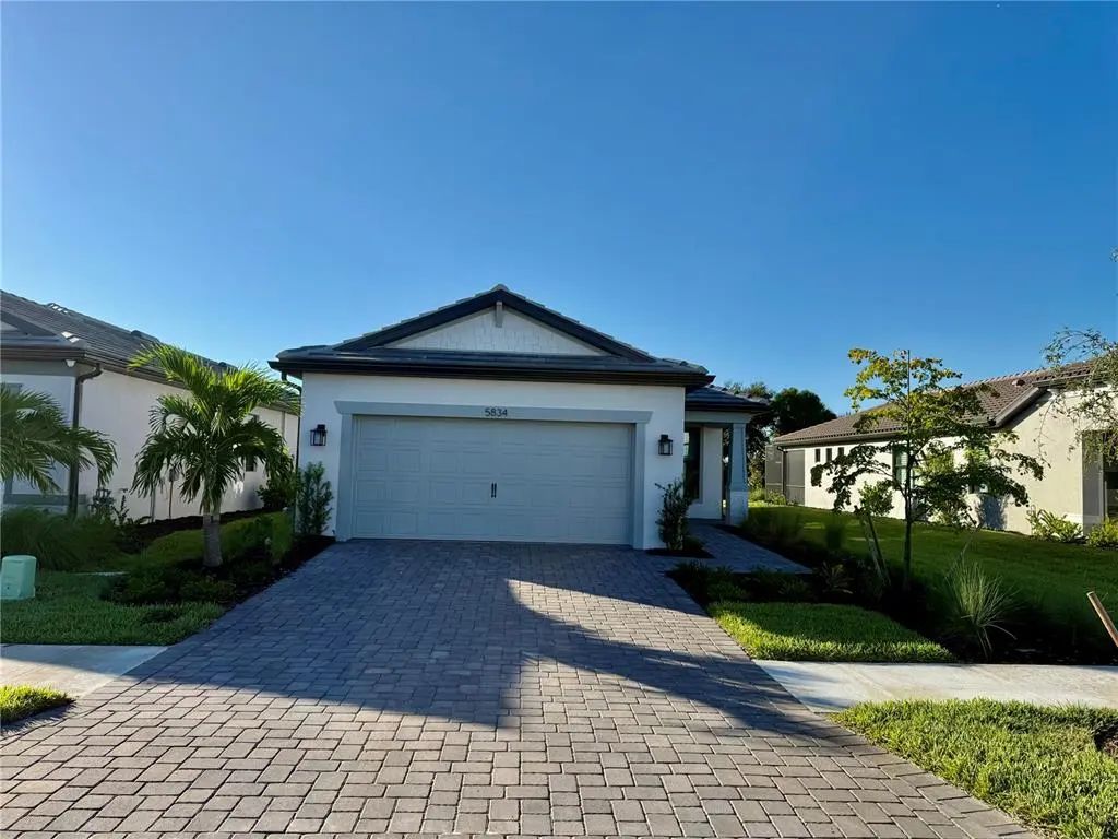 5834 Talon Preserve Drive, NOKOMIS