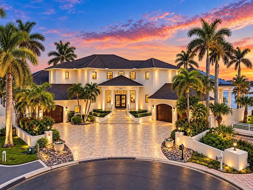 5400 Pali Way, ST. PETE BEACH
