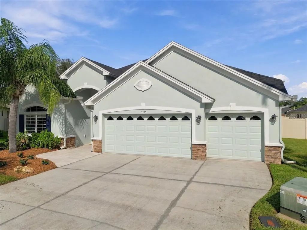 3335 Stonegate Falls Drive, LAND O LAKES