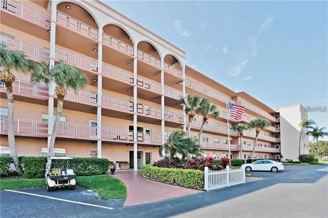 5521 80th Street N 503, ST PETERSBURG