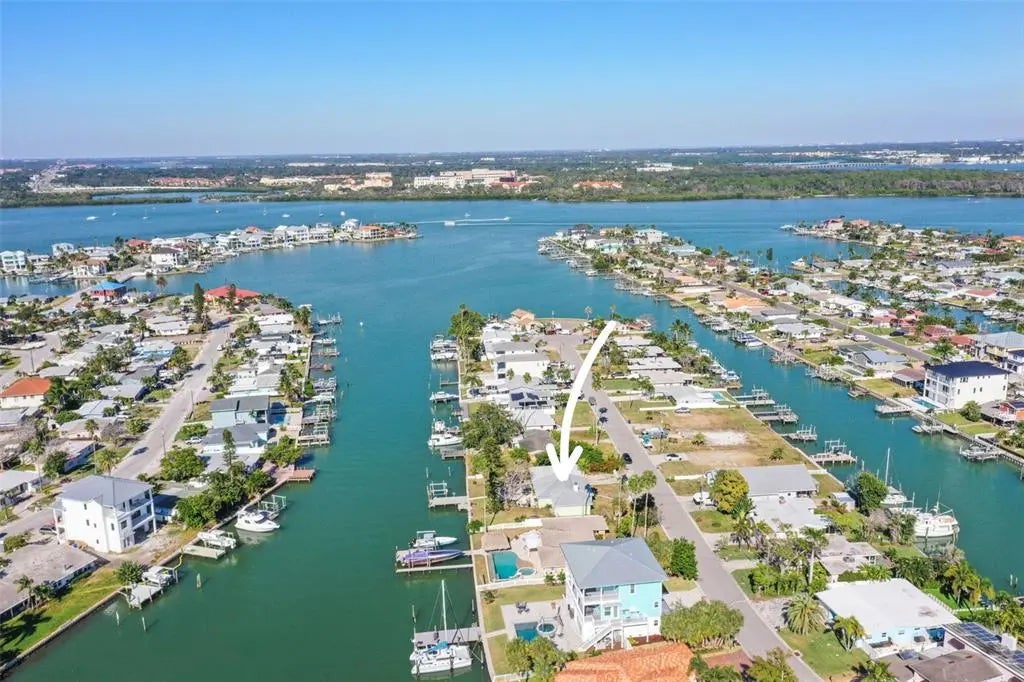 600 Normandy Road, MADEIRA BEACH