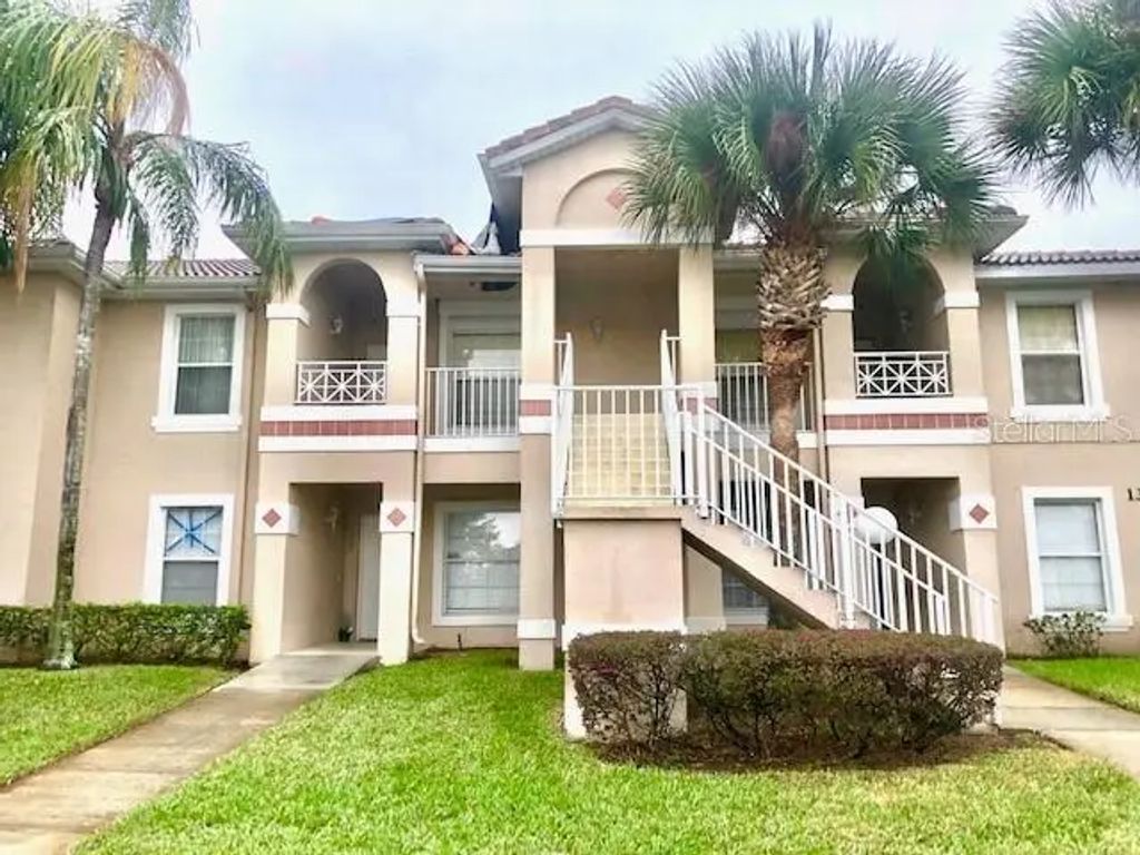 13336 Fairway Glen 203, ORLANDO