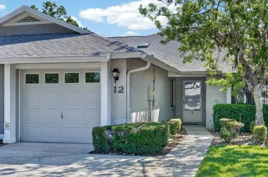 12 Lake Forest Circle N, PALM COAST