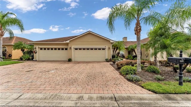 1584 Vienna Square Drive, WINTER HAVEN