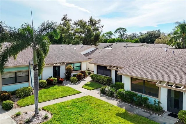 6425 Heritage Lane, BRADENTON